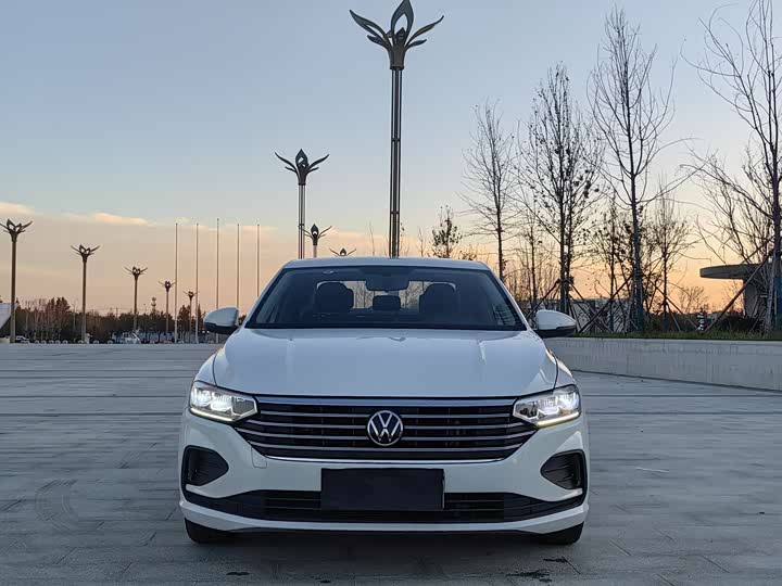 Фото 2 - Volkswagen Lavida