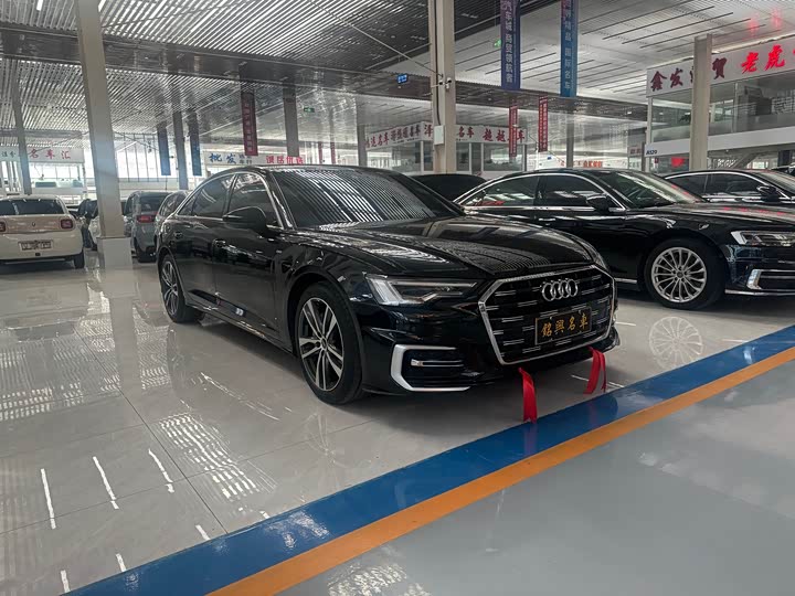 Фото 3 - Audi A6L