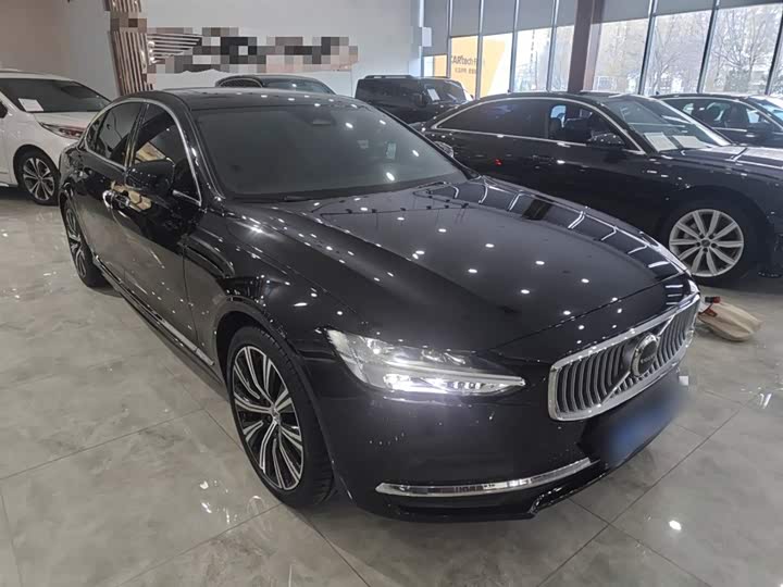 Фото 4 - Volvo S90