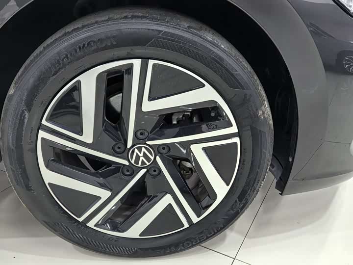 Фото 22 - Volkswagen Sagitar L