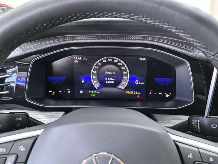 Фото 27 - Volkswagen Sagitar L