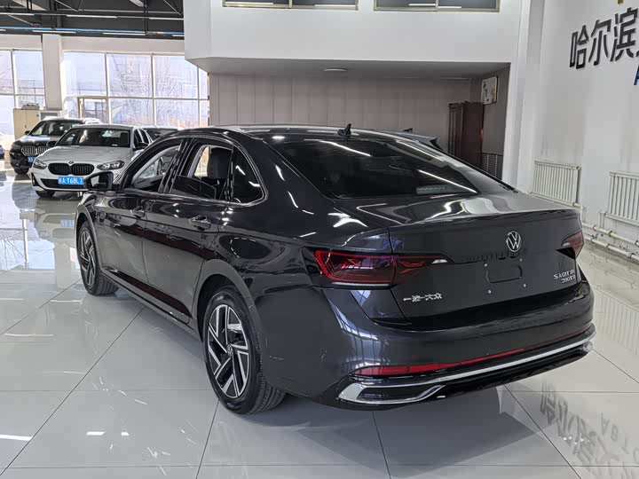 Фото 4 - Volkswagen Sagitar L