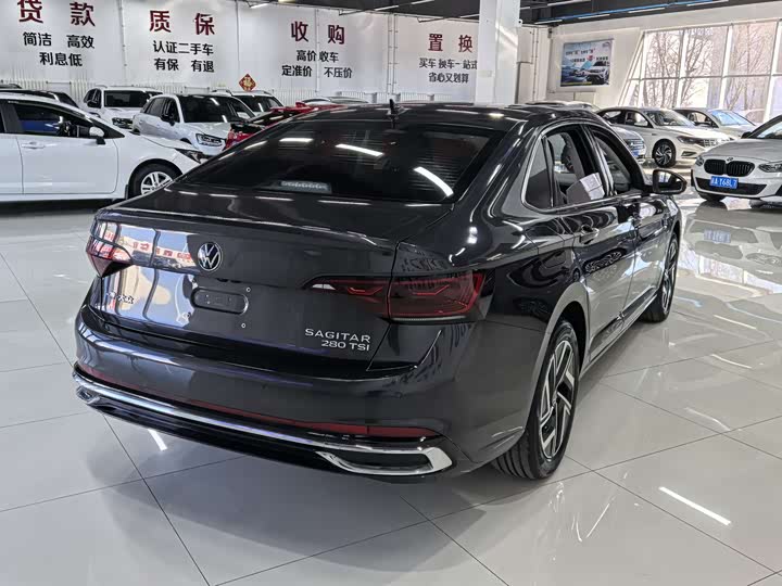 Фото 6 - Volkswagen Sagitar L