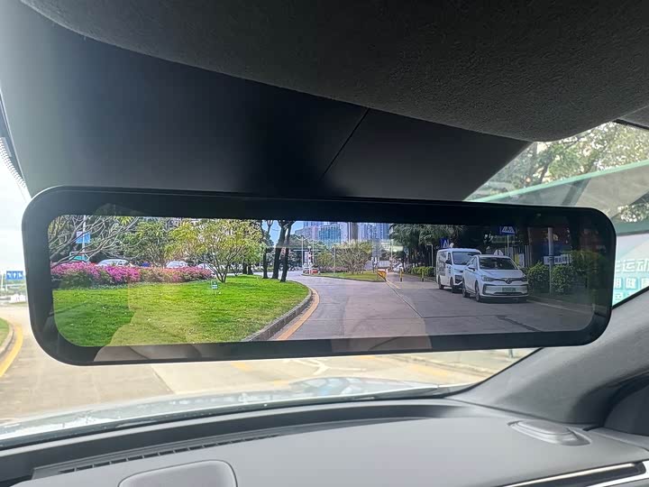 Фото 15 - XPeng G7