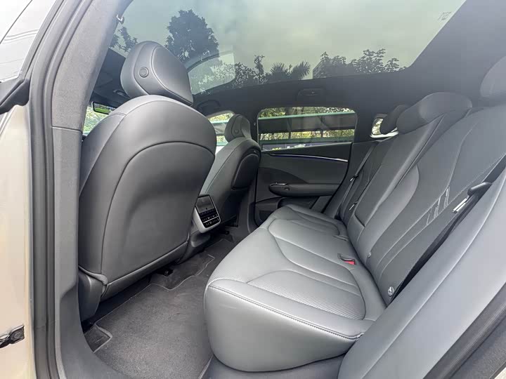 Фото 8 - XPeng G7