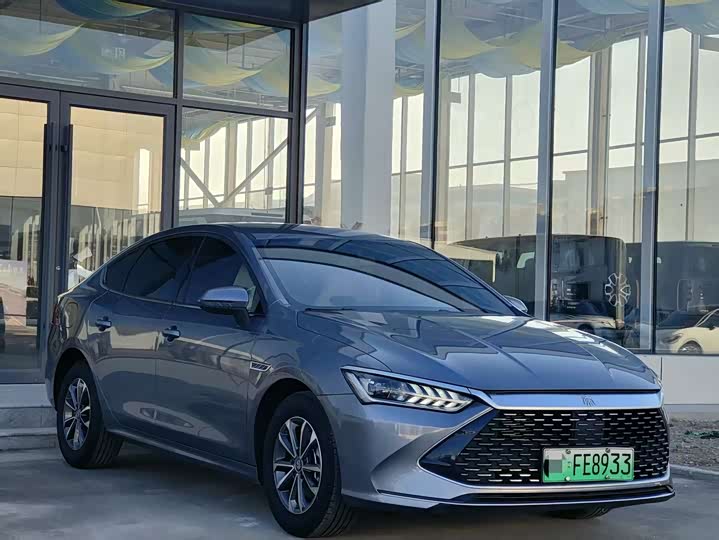 Фото 3 - BYD Qin Plus