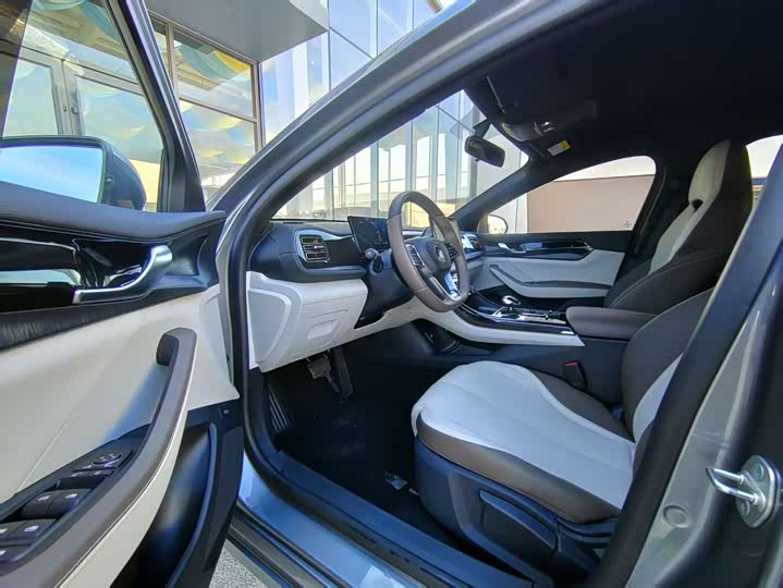 Фото 4 - BYD Qin Plus