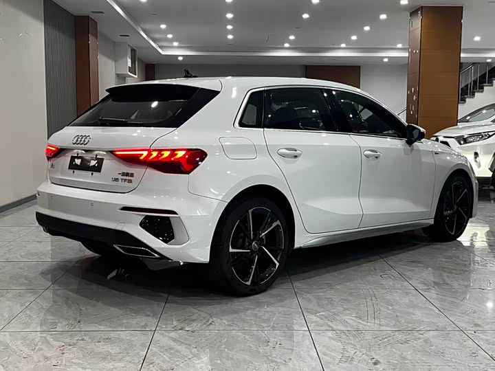 Фото 6 - Audi A3