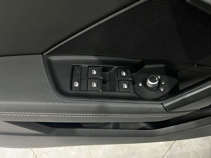 Фото 8 - Audi A3