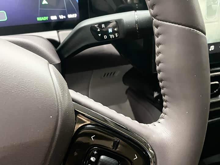 Фото 12 - Leapmotor C11