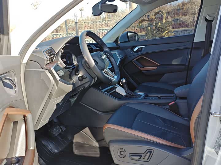 Фото 12 - Audi Q3