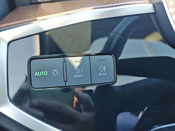 Фото 17 - Audi Q3