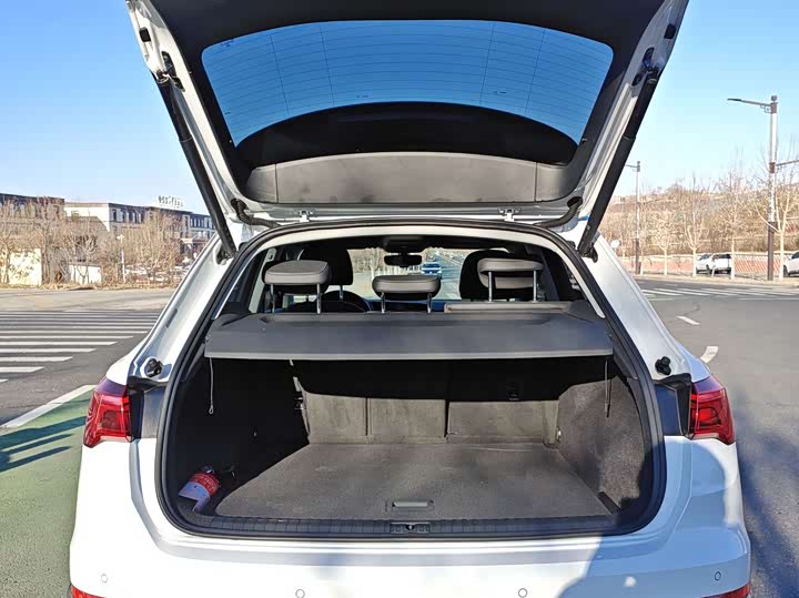 Фото 22 - Audi Q3