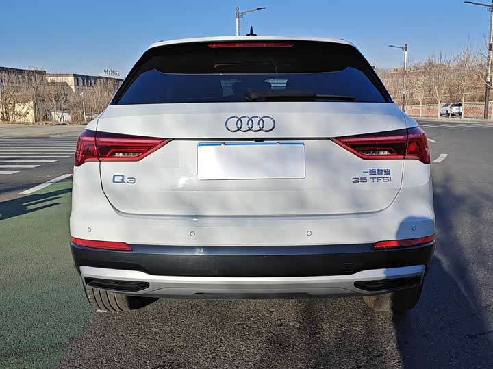 Фото 5 - Audi Q3