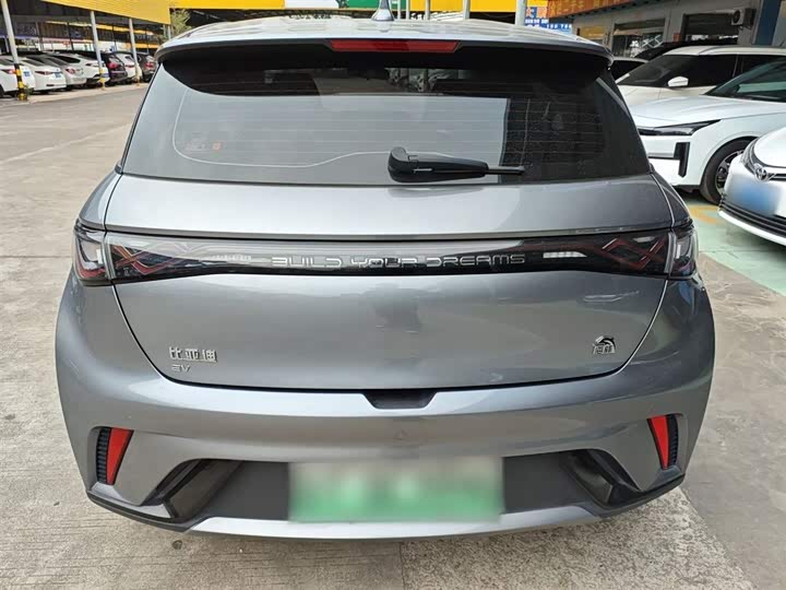 Фото 6 - BYD Dolphin