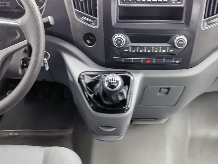 Фото 13 - Foton Tuyano