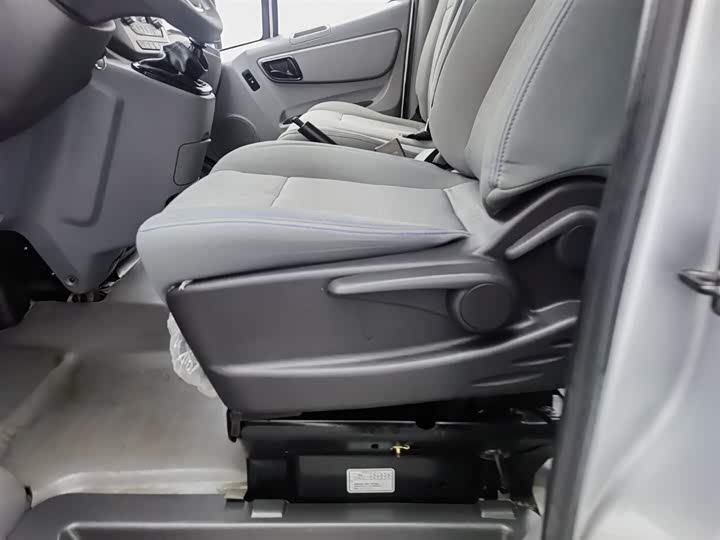 Фото 20 - Foton Tuyano