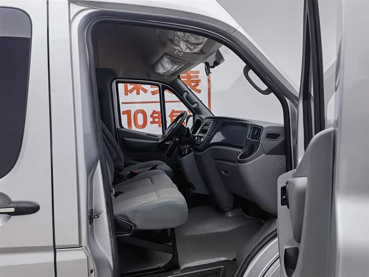 Фото 23 - Foton Tuyano