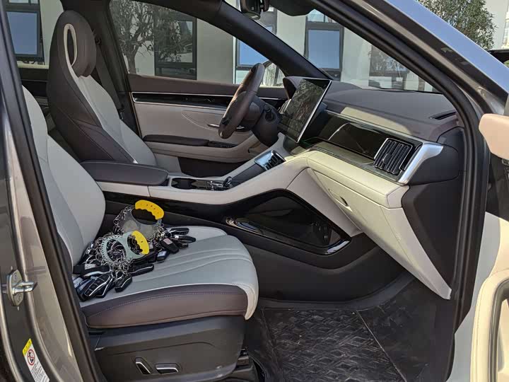 Фото 26 - BYD Song Plus Hybrid/EV