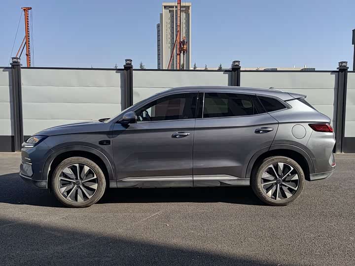 Фото 5 - BYD Song Plus Hybrid/EV