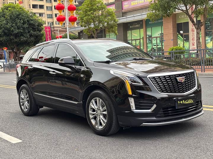 Фото 3 - Cadillac XT5