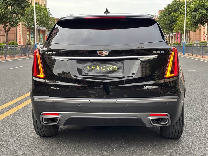 Фото 5 - Cadillac XT5