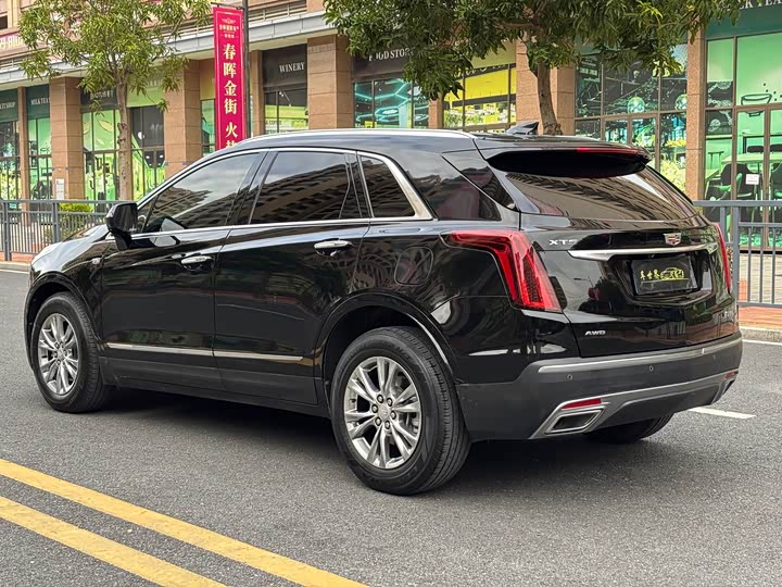 Фото 7 - Cadillac XT5