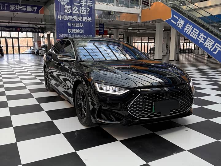 Фото 3 - BYD Han