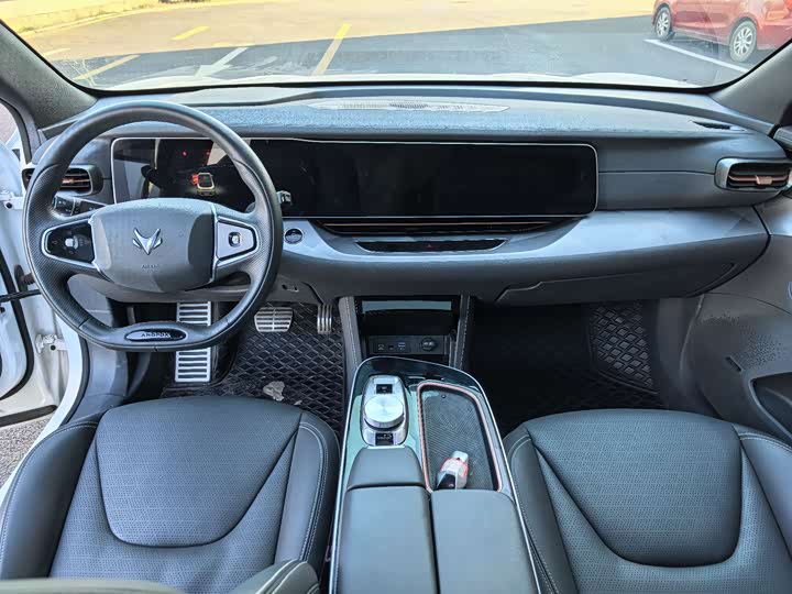 Фото 10 - BAIC Arcfox Alpha S