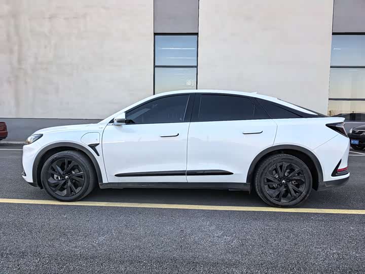 Фото 8 - BAIC Arcfox Alpha S