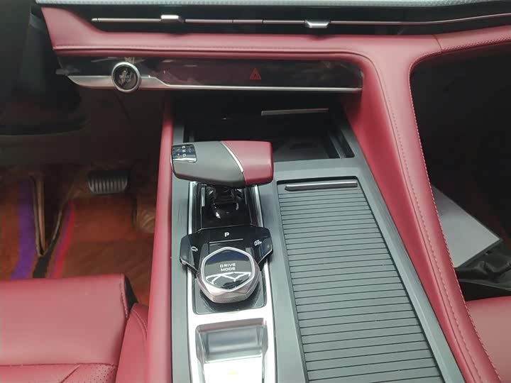 Фото 14 - Changan CS75 Plus