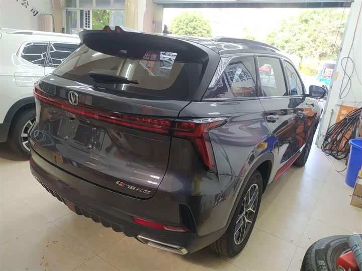 Фото 7 - Changan CS75 Plus