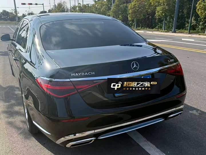 Фото 4 - Mercedes-Benz Maybach S-Class