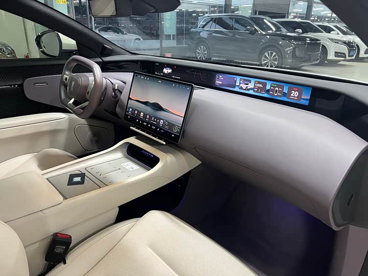 Фото 20 - Avatr 12