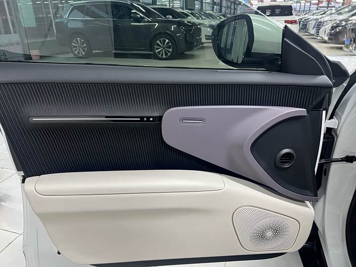 Фото 5 - Avatr 12