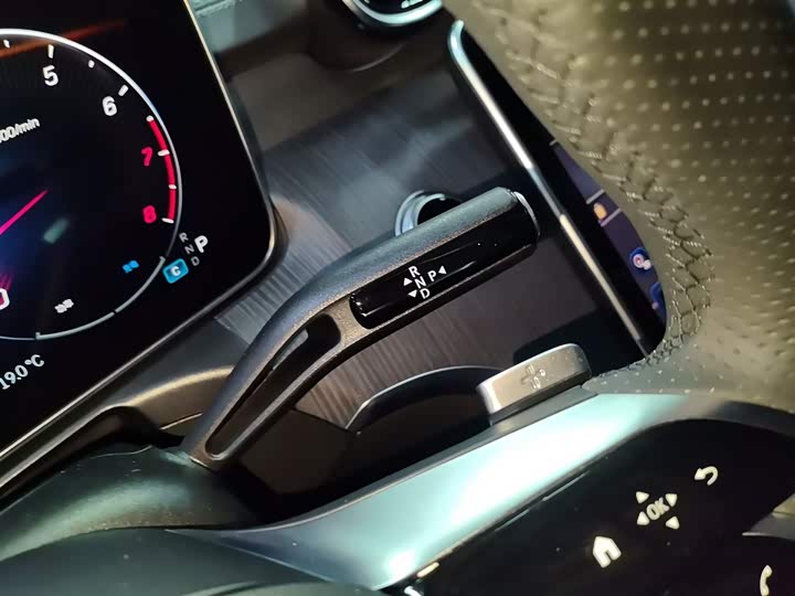 Фото 14 - Mercedes-Benz C-Class