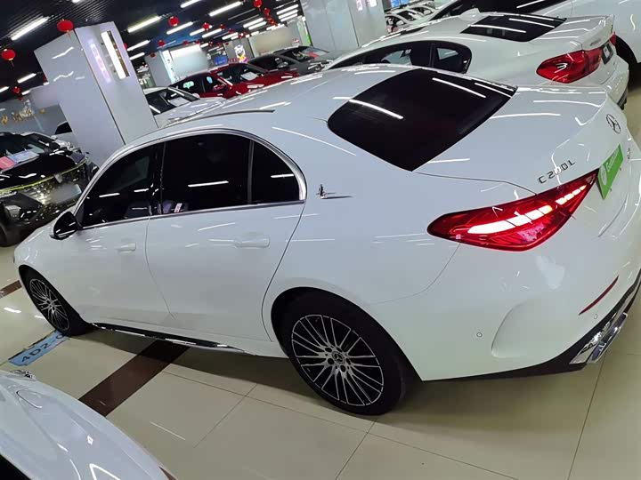 Фото 5 - Mercedes-Benz C-Class