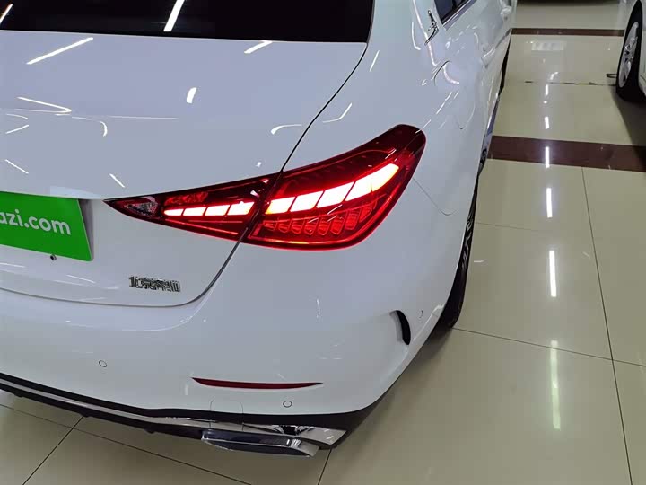 Фото 8 - Mercedes-Benz C-Class