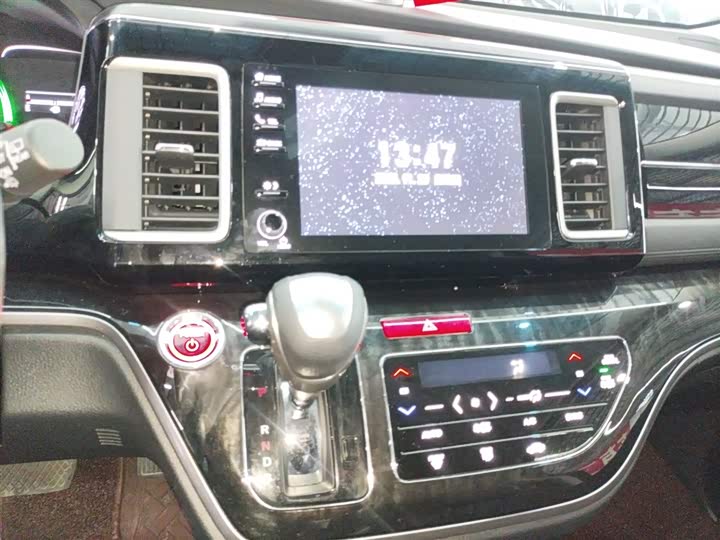 Фото 5 - Honda Elysion