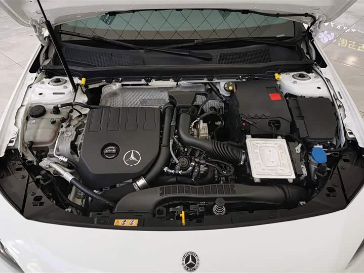 Фото 10 - Mercedes-Benz A-Class