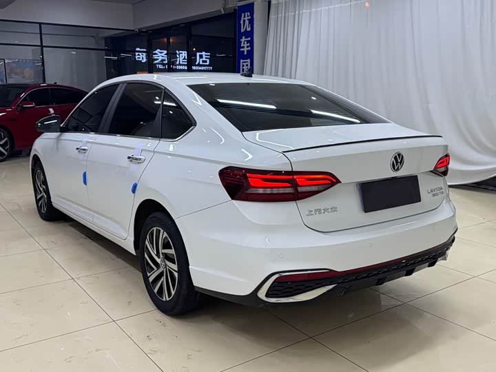 Фото 4 - Volkswagen Lavida