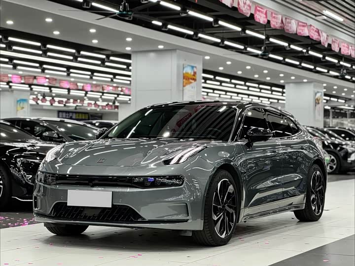 Фото 1 - Zeekr 001