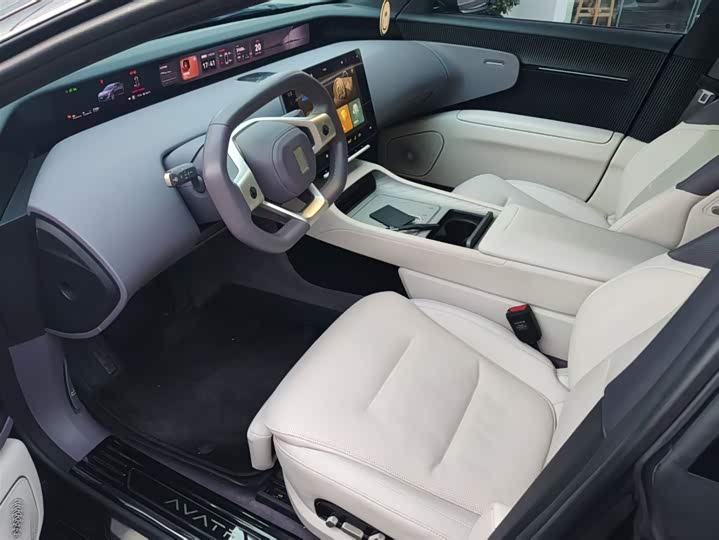 Фото 4 - Avatr 12