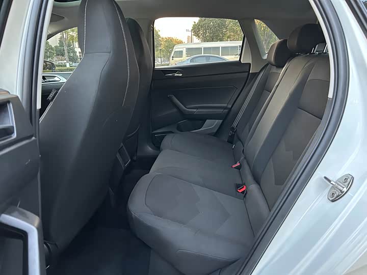 Фото 7 - Volkswagen Polo