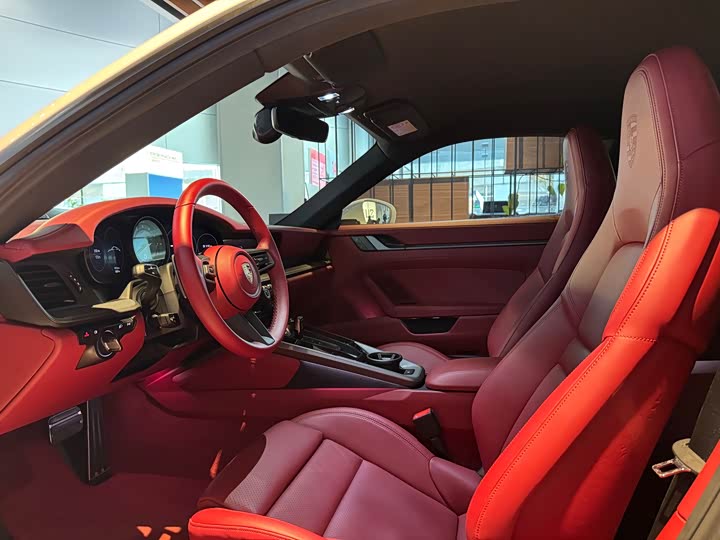 Фото 10 - Porsche 911