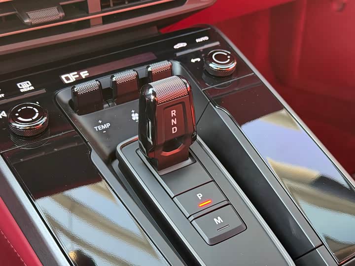 Фото 18 - Porsche 911