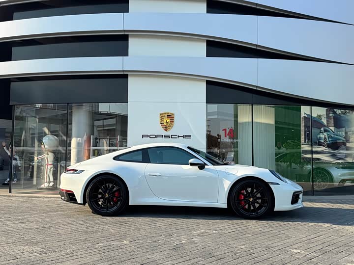 Фото 5 - Porsche 911