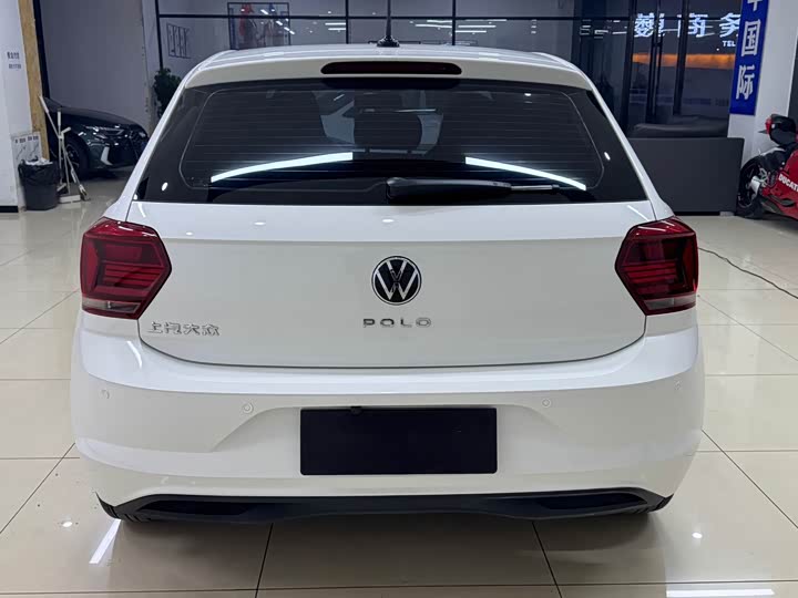Фото 5 - Volkswagen Polo
