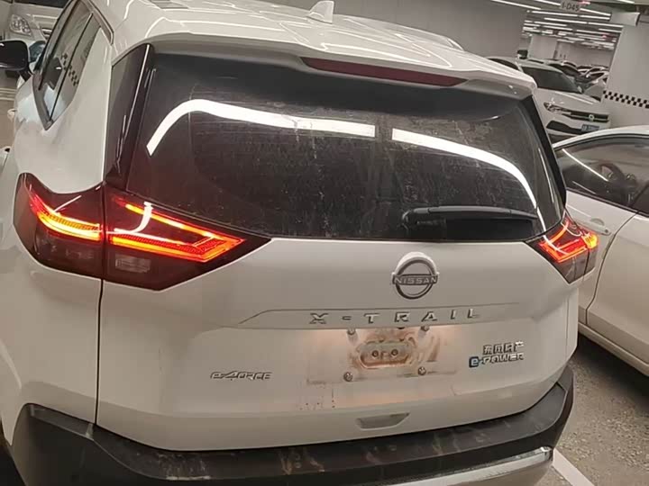 Фото 7 - Nissan X-Trail