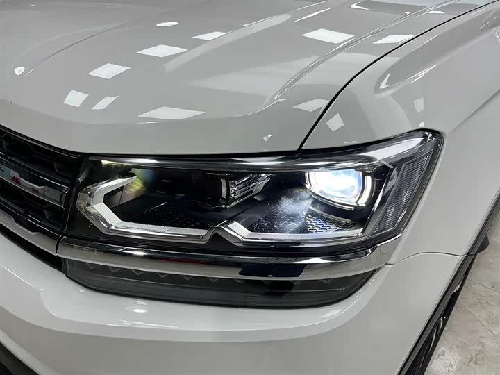 Фото 18 - Volkswagen Tharu